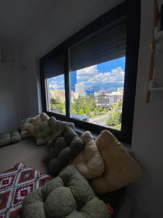 Entire Serviced Apartment With A Beautiful View Тирана Экстерьер фото